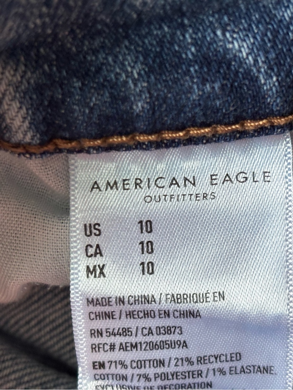 Distressed Bermuda Jean Shorts - Picture 7 of 7